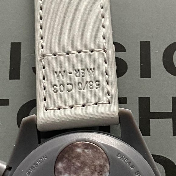 Brand New Swatch x Omega Mission to Mercury Watch - Picture 5 of 6